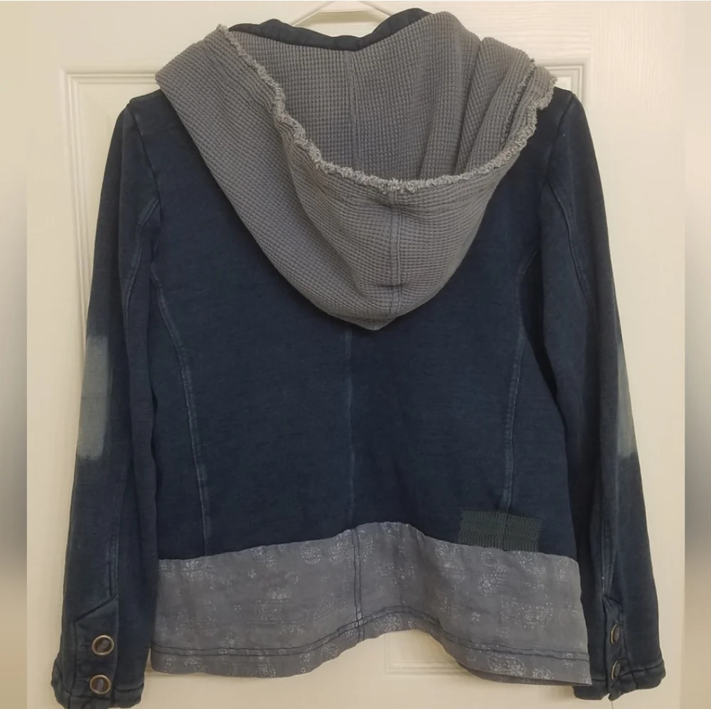 RARE! We the Free / Free People distressed soft jean denim cotton hooded blaze… - Picture 10 of 10